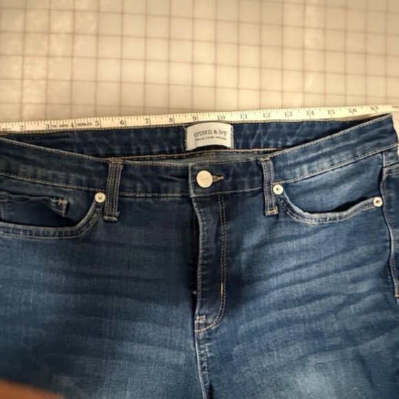 CROWN & IVY BLUE DENIM SKINNY CROPPED JEANS WITH RUFFLE HEM, SIZE 12 - Picture 7 of 15